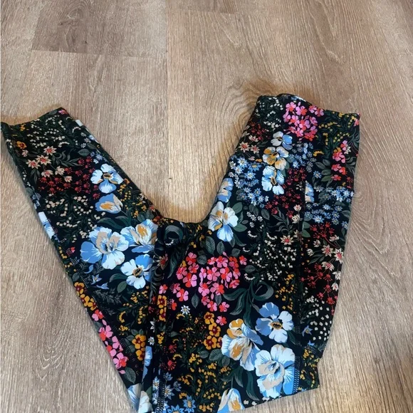 Floral Women's leggings - Picture 5 of 8